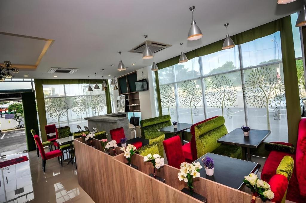 Le Garden Hotel Kota Kemuning Shah Alam Buitenkant foto